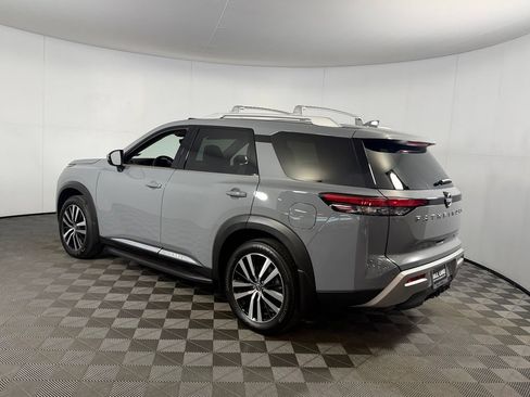Used 2025 Nissan Pathfinder Platinum w/ Cargo Package FWD image 8