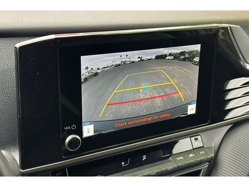 Certified 2025 Toyota Camry SE image 20