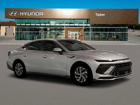New 2026 Hyundai Sonata Blue FWD image 10