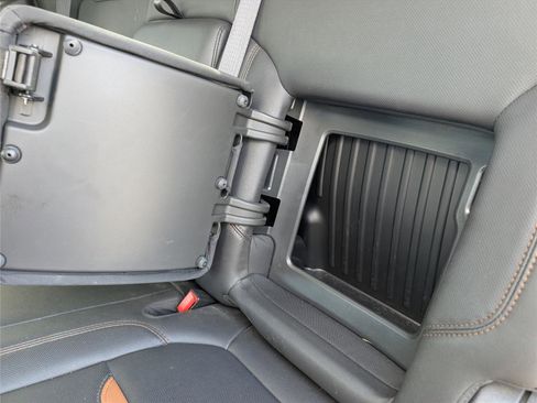 Used 2021 GMC Sierra 1500 AT4 w/ AT4 Value Package image 36