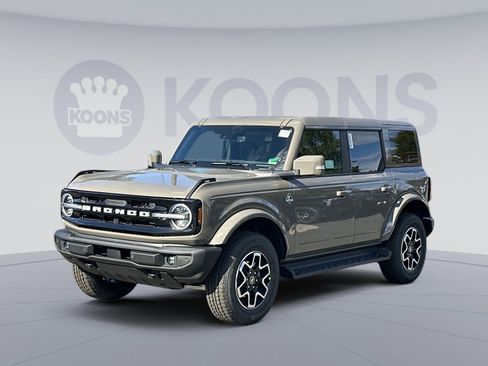 New 2025 Ford Bronco Outer Banks image 1