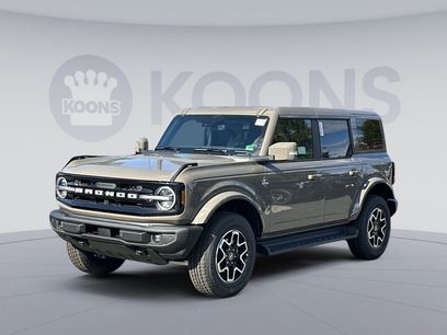New 2025 Ford Bronco Outer Banks