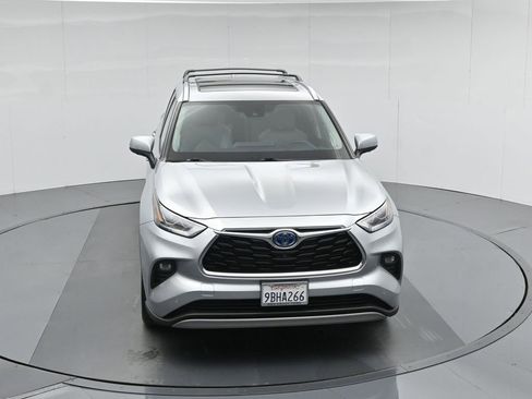 Used 2022 Toyota Highlander Platinum image 49