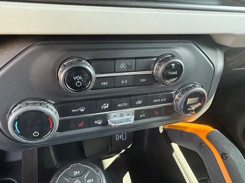 Used 2021 Ford Bronco Badlands AWD/4WD image 23