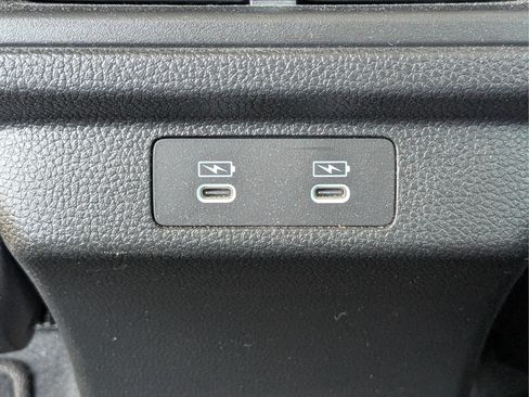 Used 2023 Honda Accord EX-L image 11