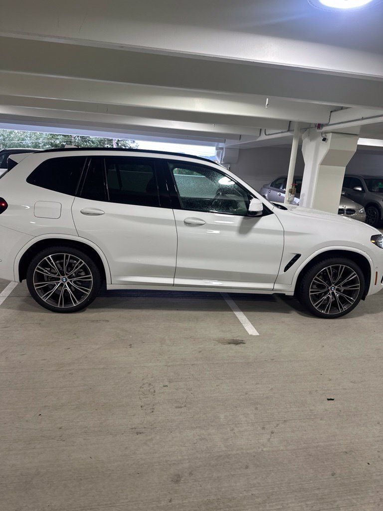 Used 2024 BMW X3 xDrive30i w/ M Sport Package AWD/4WD image 7