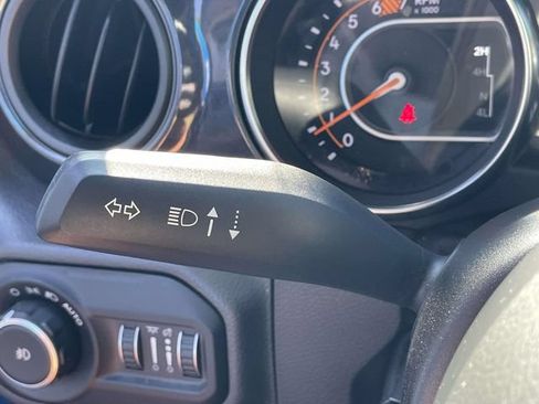 Used 2021 Jeep Wrangler Unlimited Sport AWD/4WD image 26