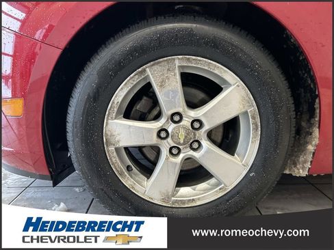Used 2013 Chevrolet Cruze LT image 25
