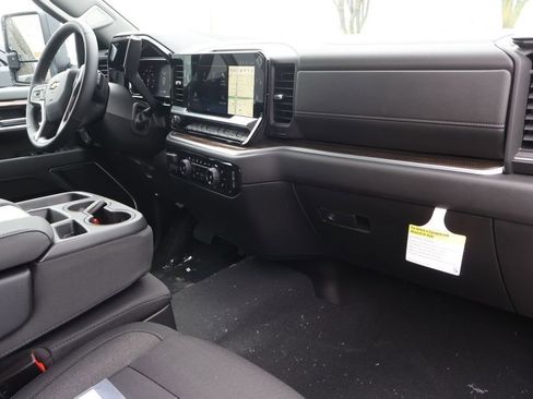 New 2026 Chevrolet Silverado 3500 LT w/ Convenience Package AWD/4WD image 36
