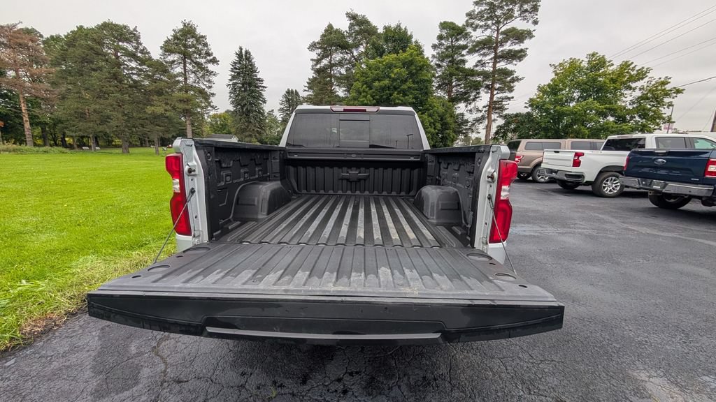 Used 2022 Chevrolet Silverado 1500 RST AWD/4WD image 23