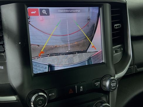 Used 2024 RAM 3500 Big Horn image 27