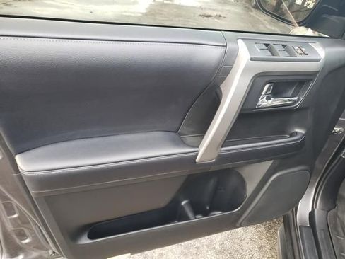 Used 2018 Toyota 4Runner SR5 image 11