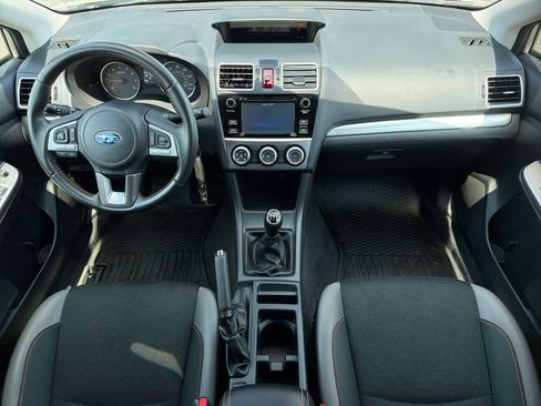 Used 2017 Subaru Crosstrek 2.0i Premium AWD/4WD image 16