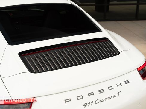 Used 2019 Porsche 911 Carrera T image 17