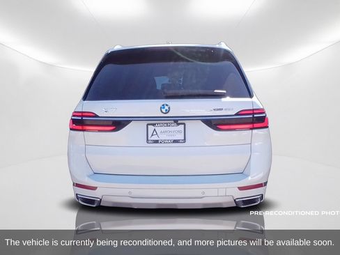 Used 2026 BMW X7 xDrive40i AWD/4WD image 7