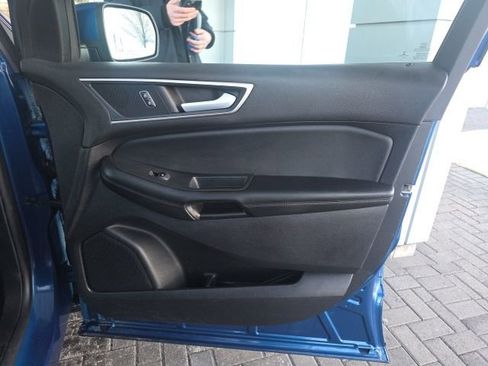 Used 2021 Ford Edge SEL w/ Convenience Package image 8