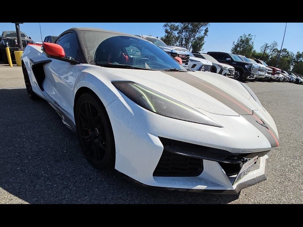 Used 2024 Chevrolet Corvette Z06 w/ Stealth Interior Trim Package RWD image 2