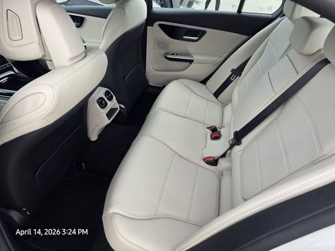 Used 2025 Mercedes-Benz C 300 4MATIC Sedan image 17
