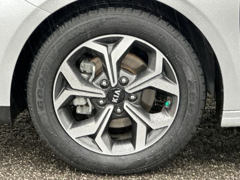 Used 2020 Kia Forte LXS image 33