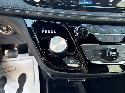 New 2026 Chrysler Pacifica Select image 26