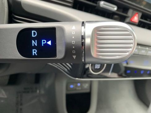 New 2025 Hyundai Ioniq 5 SE image 22