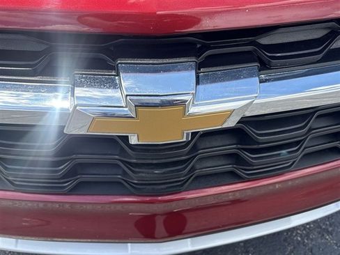 Used 2024 Chevrolet Trax LT w/ Driver Confidence Package FWD image 29