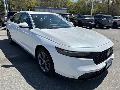 Used 2025 Honda Accord EX-L image 7