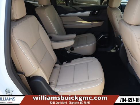New 2026 Buick Enclave Preferred w/ Power Package FWD image 23