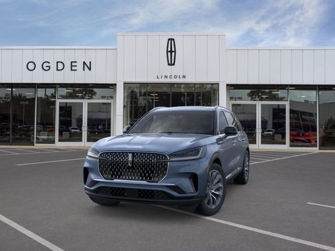 New 2026 Lincoln Aviator AWD image 2