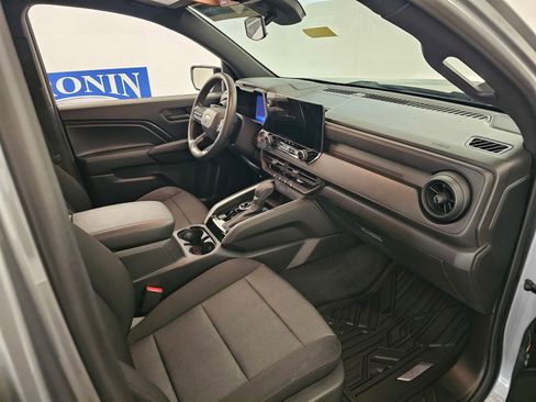 Used 2023 Chevrolet Colorado W/T w/ WT Convenience Package II image 28