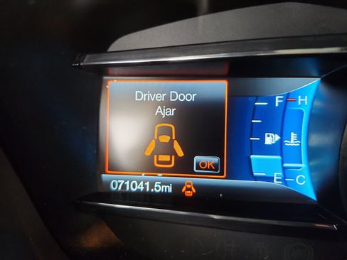 Used 2018 Ford Explorer Sport w/ Ford Safe & Smart Package AWD/4WD image 11