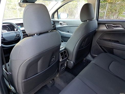 New 2026 Kia Sportage S image 19