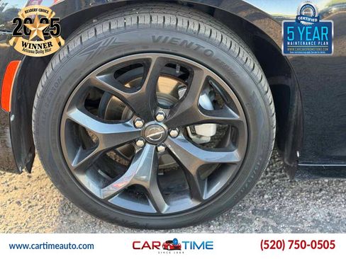 Used 2021 Chrysler 300 S RWD image 7