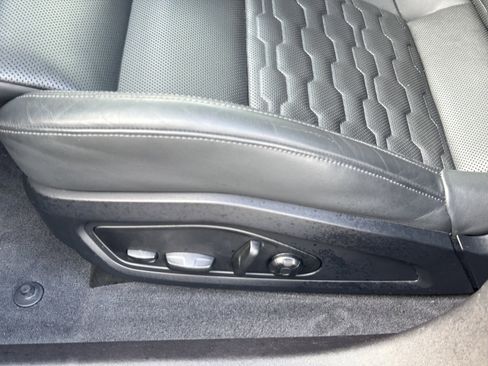 Used 2022 Audi e-tron GT Premium Plus image 19