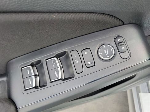 New 2026 Honda Civic Sport image 18