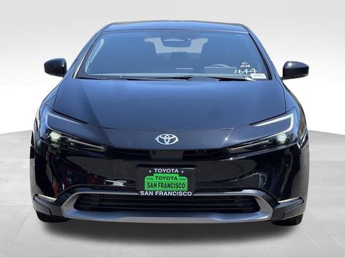 New 2026 Toyota Prius Limited FWD image 5