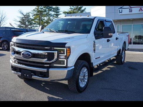 Used 2021 Ford F250 XLT image 1