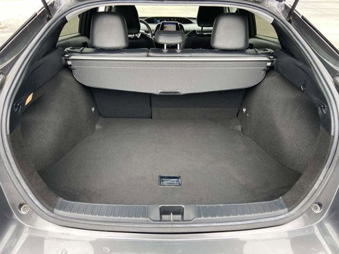 Used 2019 Toyota Prius Limited image 7