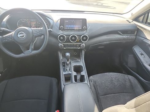 Used 2024 Nissan Sentra S image 5