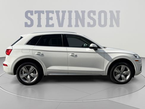Used 2018 Audi Q5 2.0T Premium Plus w/ Premium Plus Package AWD/4WD image 6