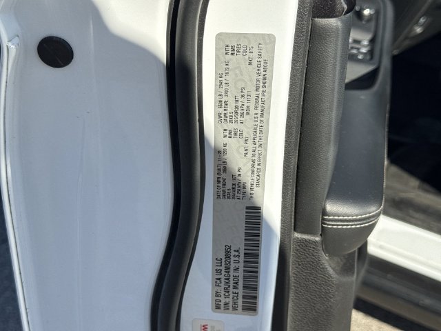 Used 2021 Jeep Grand Cherokee L Laredo AWD/4WD image 32