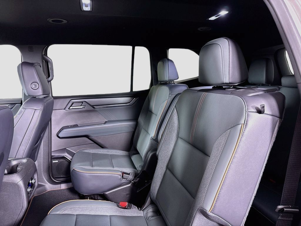 New 2026 GMC Acadia AT4 AWD/4WD image 24