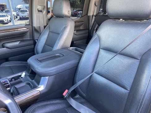 Used 2022 GMC Sierra 1500 Elevation w/ X31 Off-Road Package AWD/4WD image 14