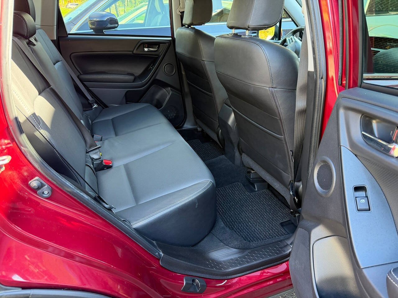 Used 2015 Subaru Forester 2.0XT Touring w/ Eyesight & Navigation System AWD/4WD image 26