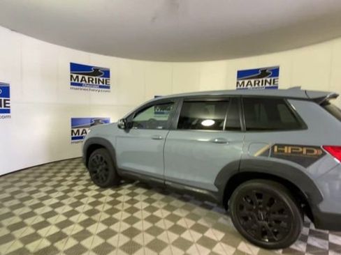 Used 2023 Honda Passport EX-L image 8