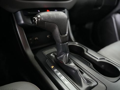 Used 2018 Chevrolet Colorado W/T image 23