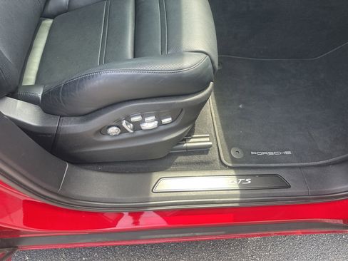 Used 2021 Porsche Cayenne GTS AWD/4WD image 10