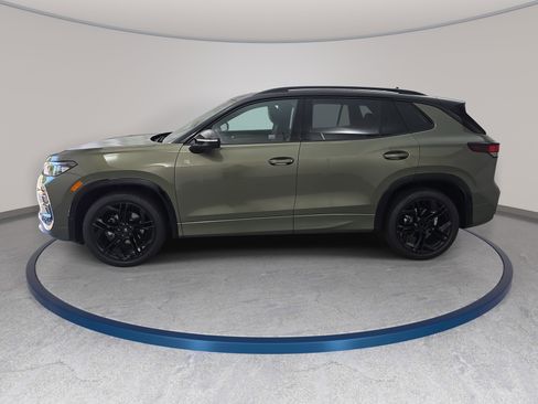 New 2026 Volkswagen Tiguan SE R-Line FWD image 8
