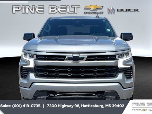 Used 2025 Chevrolet Silverado 1500 RST w/ Z71 Off-Road Package AWD/4WD image 3