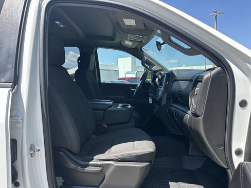 Certified 2023 Chevrolet Silverado 2500 Custom AWD/4WD image 26